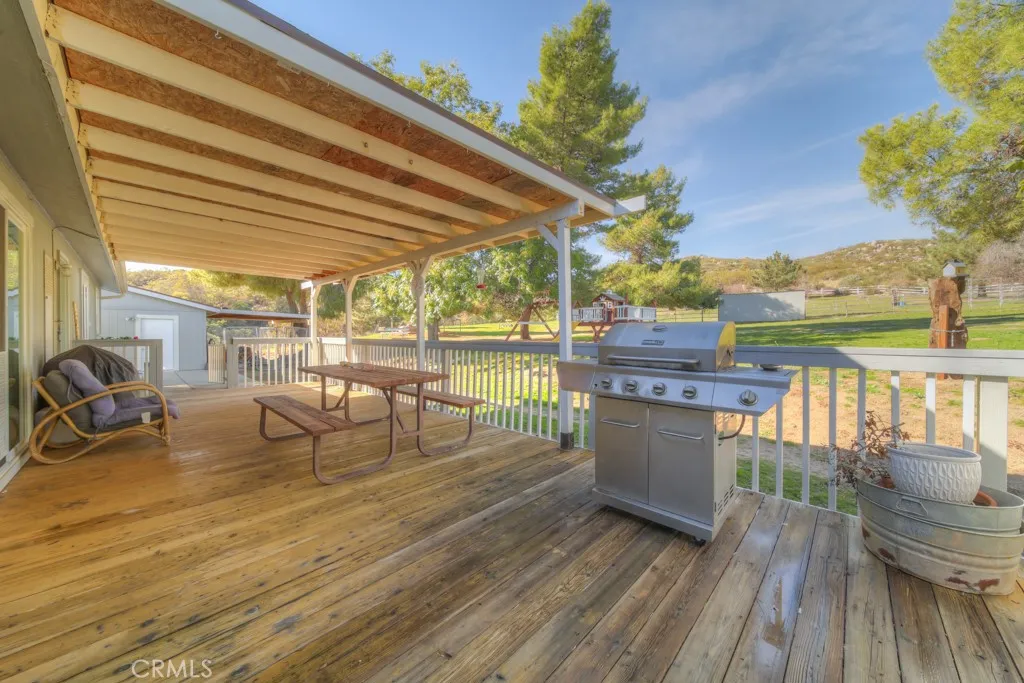 Additional image 83 of 40120 Lakeshore Blvd, Aguanga, CA 92536
