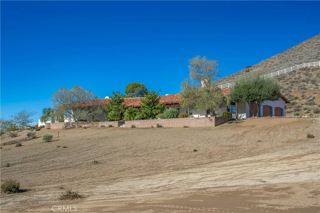 Additional image 115 of 9435 Hierba Rd, Agua Dulce, CA 91390