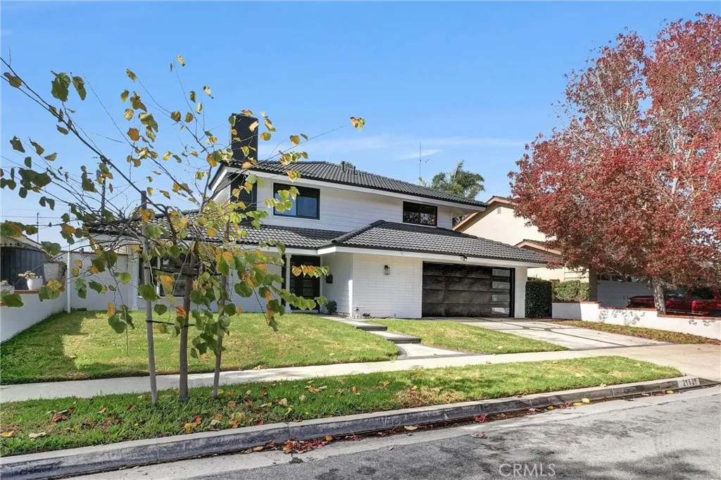 Additional image 41 of 21621 Kaneohe Ln, Huntington Beach, CA 92646