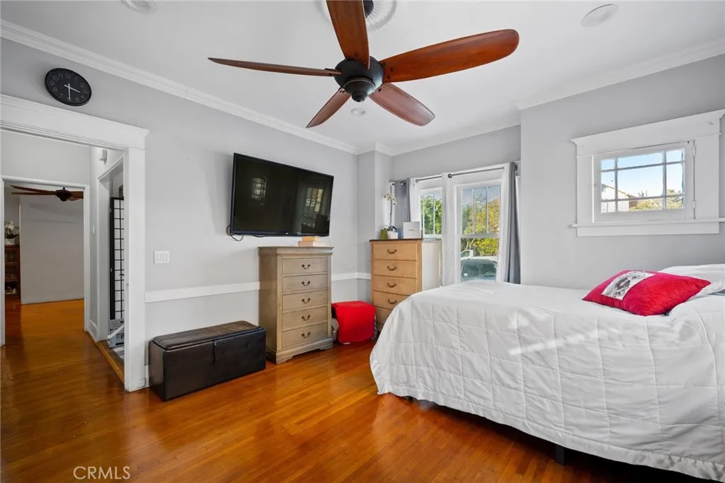 Additional image 9 of 888 Linden Ave, Long Beach, CA 90813