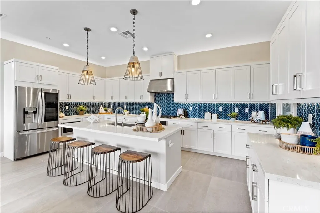 Additional image 62 of 419 Transport, Tustin, CA 92782