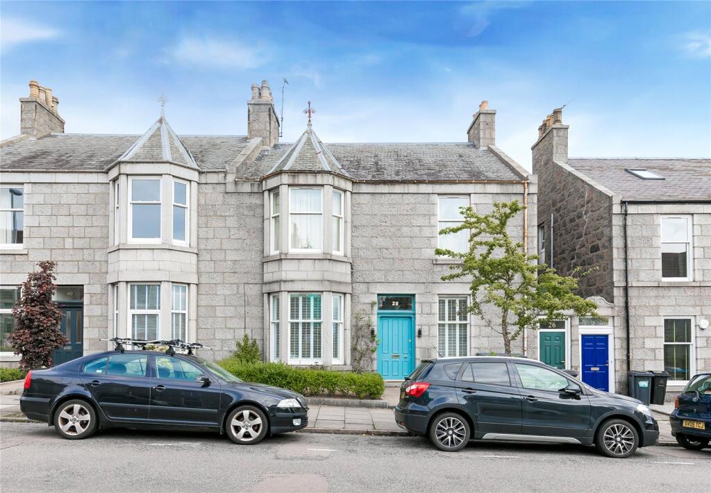 Whitehall Road, Aberdeen, AB25