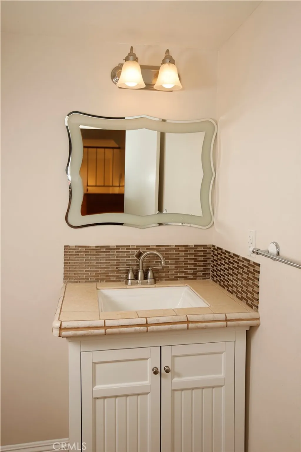 Additional image 11 of 400 W Riverside Drive Unit 2, Burbank, CA 91506