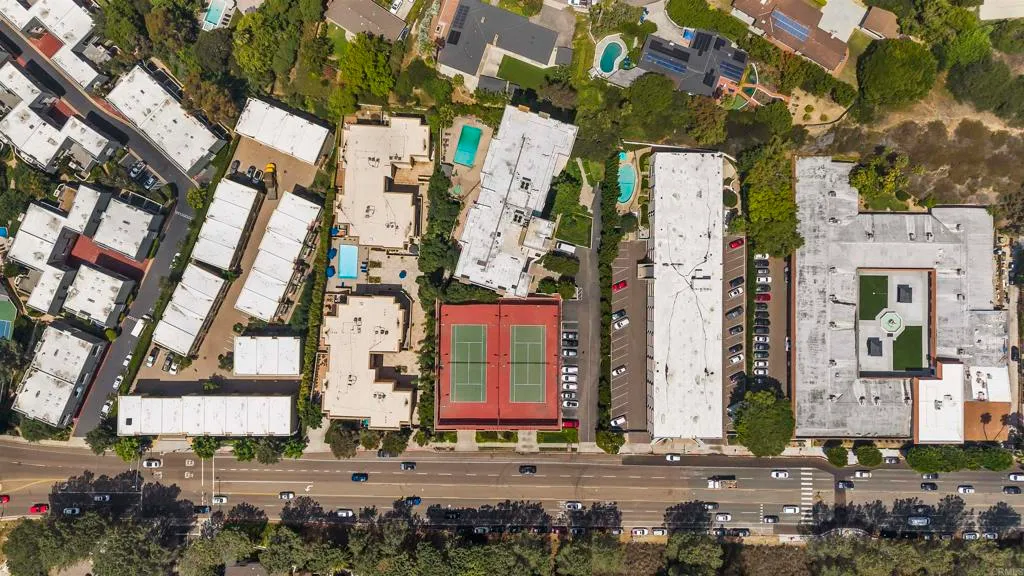 Additional image 93 of 2500 Torrey Pines Rd Unit 305, La Jolla, CA 92037