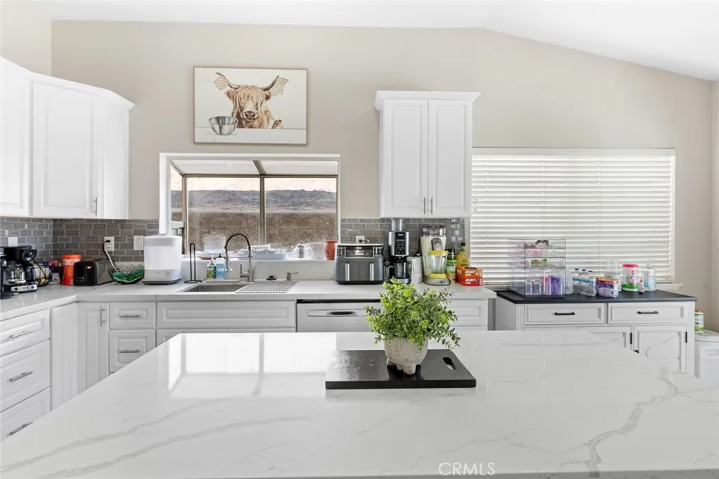 Additional image 68 of 6835 N Escena Street, San Bernardino, CA 92407