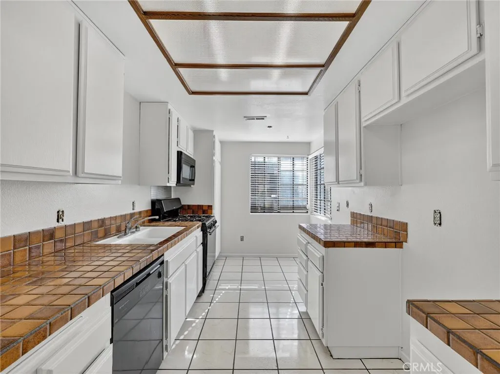 Additional image 40 of 1419 W 179th St Unit 9, Gardena, CA 90248