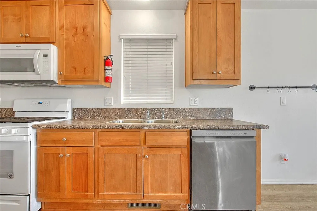 Additional image 25 of 10320 Calimesa BLVD Unit 12, Calimesa, CA 92320