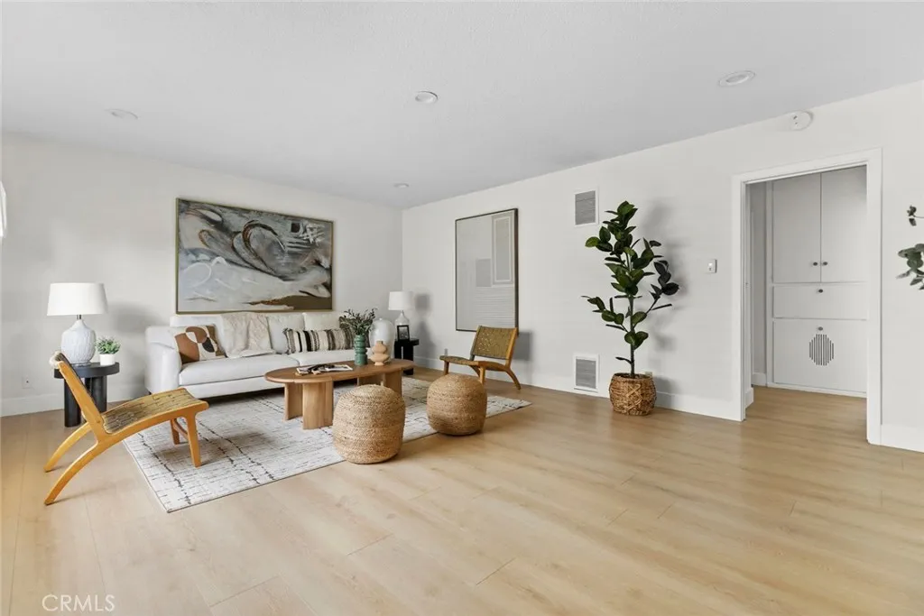 Additional image 4 of 587 South St Unit 18, Glendale, CA 91202