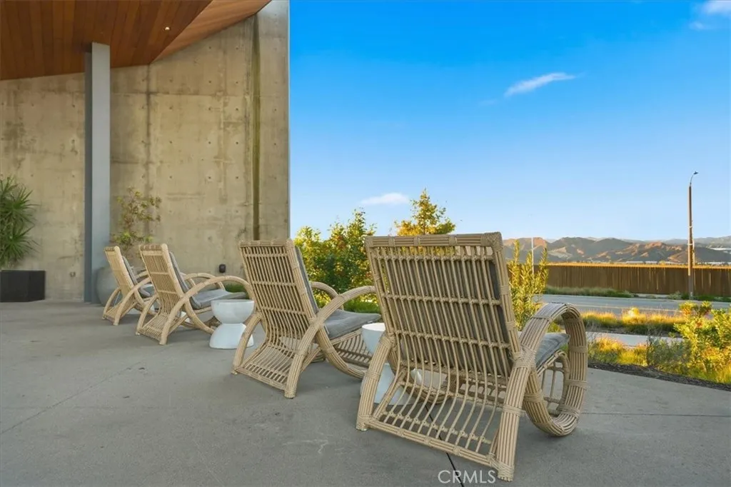 Additional image 88 of 27321 Bear Creek Lane, Valencia, CA 91381