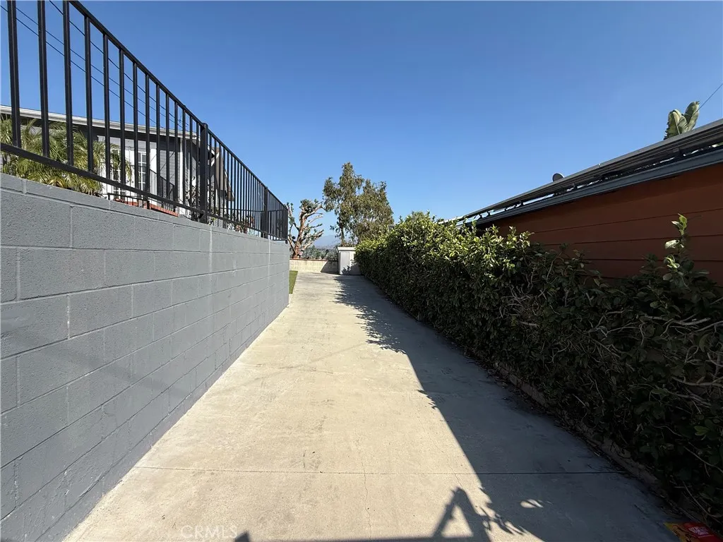Additional image 38 of 2586 Lake View, Los Angeles, CA 90039