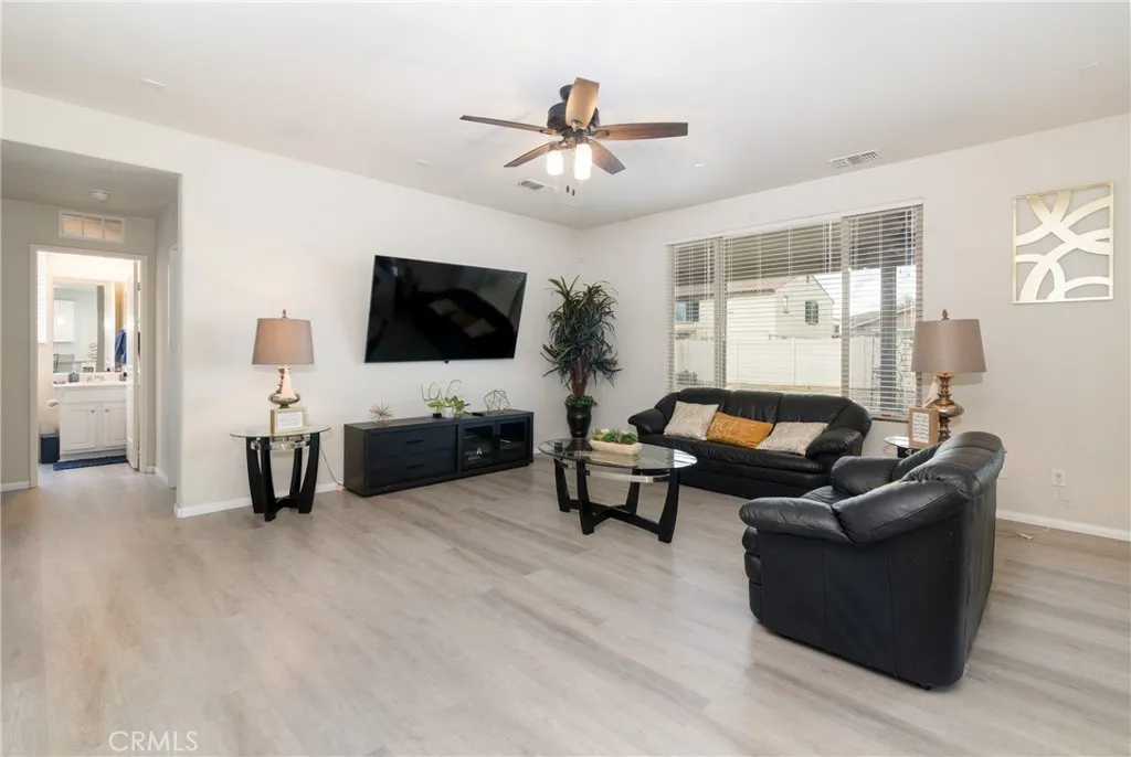 Additional image 14 of 1108 Yorba St, Perris, CA 92571