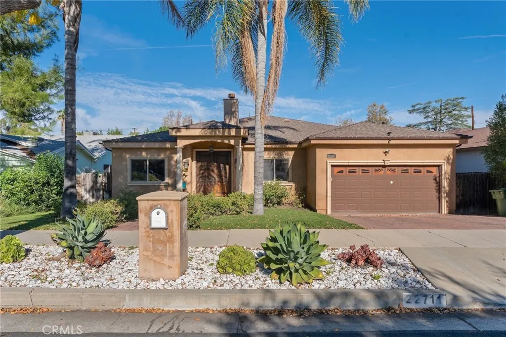 Additional image 2 of 22711 Collins Street, Woodland Hills, CA 91367