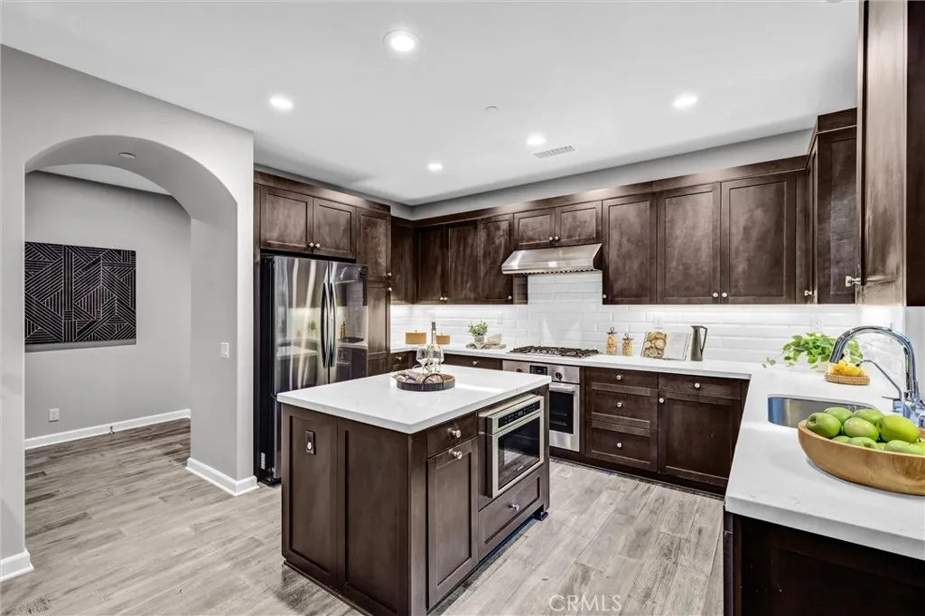 Additional image 8 of 107 Copeland, Irvine, CA 92618