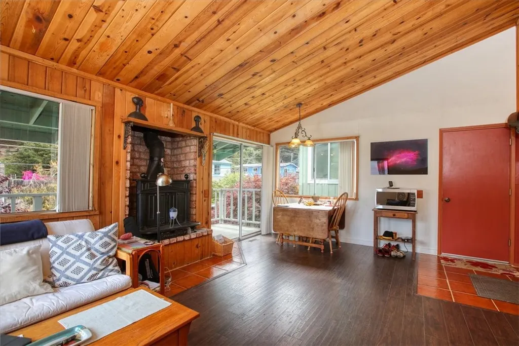 Additional image 4 of 910 Sheffield Street, Cambria, CA 93428