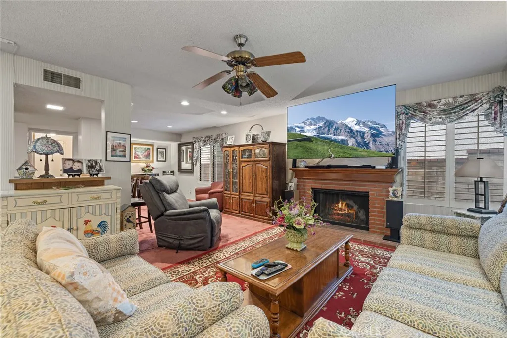 Additional image 30 of 24103 Clearbank Ln, Newhall, CA 91321