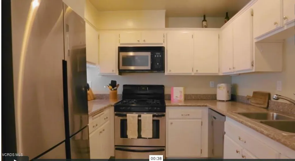 Additional image 11 of 15218 Campus Park Drive Unit B, Moorpark, CA 93021