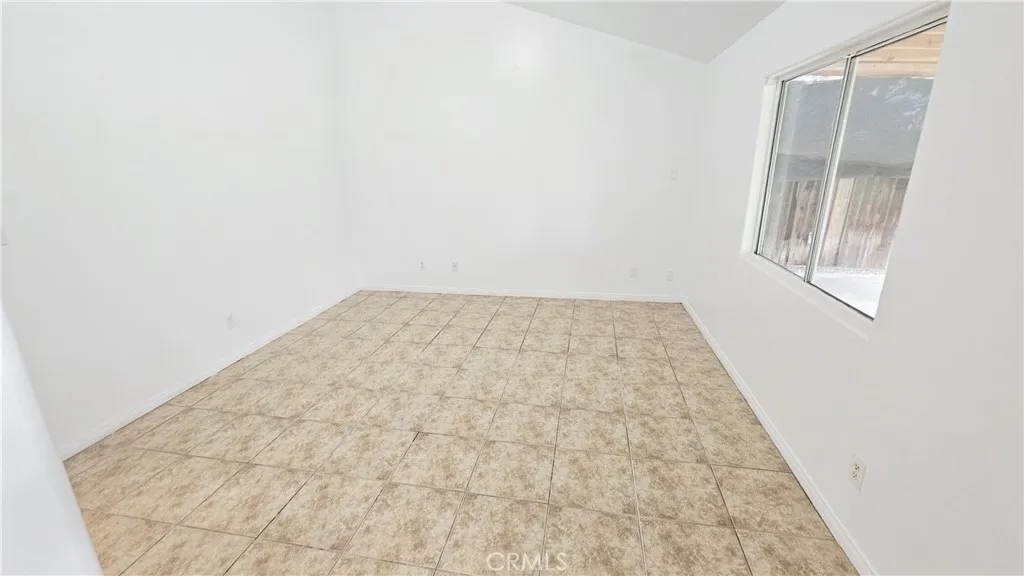 Additional image 33 of 5020 Trabuco Canyon Dr, Bakersfield, CA 93307