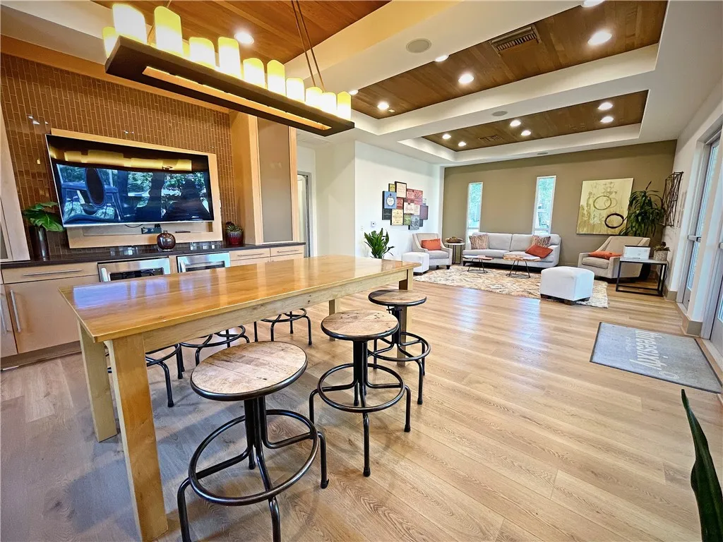 Additional image 103 of 12921 Mission Avenue Unit 102, Hawthorne, CA 90250