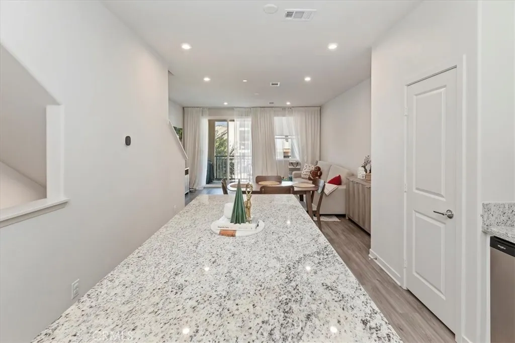 Additional image 18 of 129 Dove Lndg, Covina, CA 91722