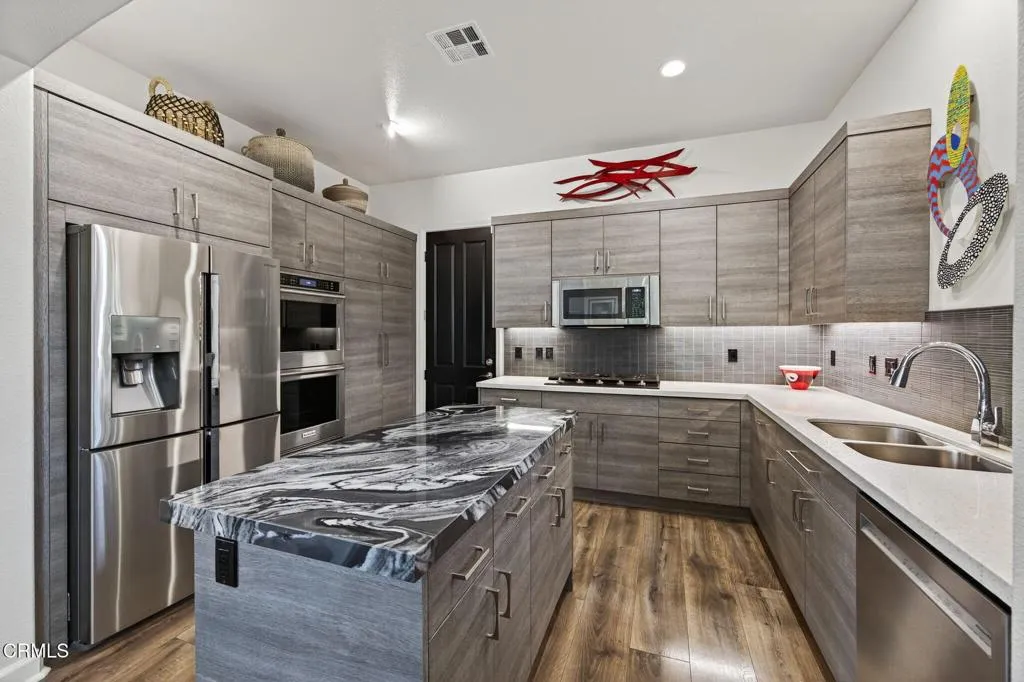 Additional image 70 of 1601 Mulligan Street, Oxnard, CA 93036