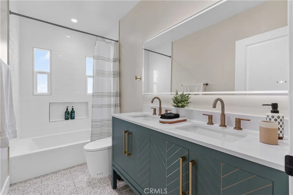 Additional image 70 of 12426 Idaho Avenue, Los Angeles, CA 90025