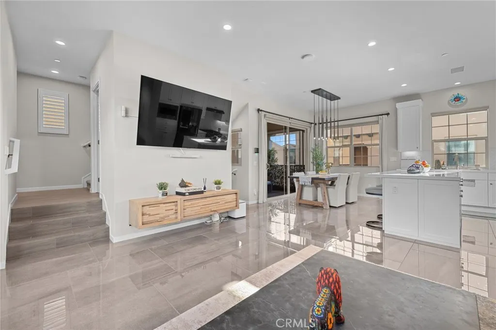 Additional image 14 of 214 Elkhorn, Irvine, CA 92618