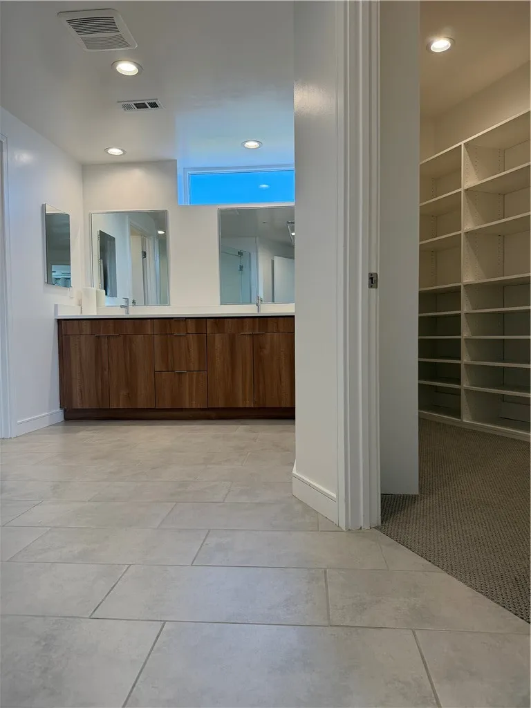 Additional image 33 of 1025 White Knoll, Los Angeles, CA 90012