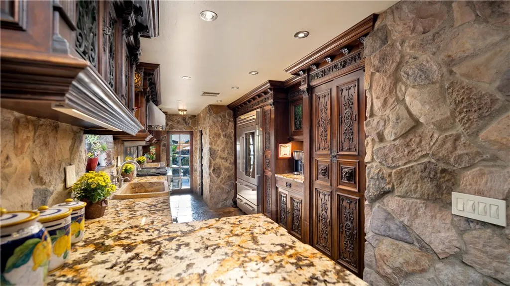 Additional image 99 of 2510 N Park Boulevard, Santa Ana, CA 92706