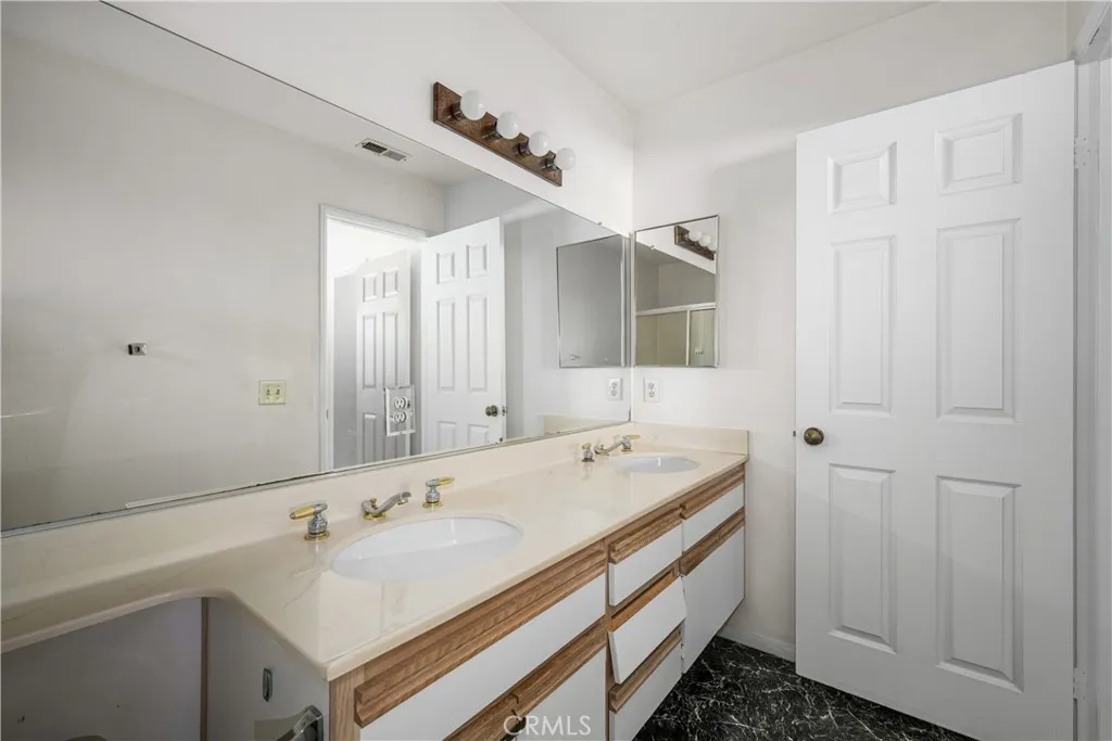 Additional image 90 of 3605 E Anaheim St Unit 407, Long Beach, CA 90804