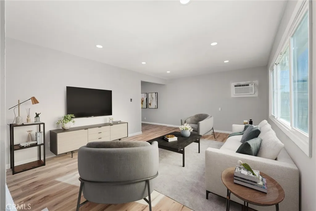 Additional image 16 of 110 W Montrose Ave, Hemet, CA 92543