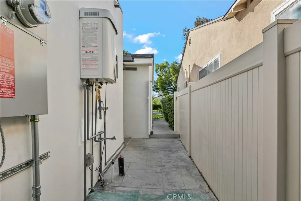 Additional image 112 of 1918 N Maple St, Burbank, CA 91505