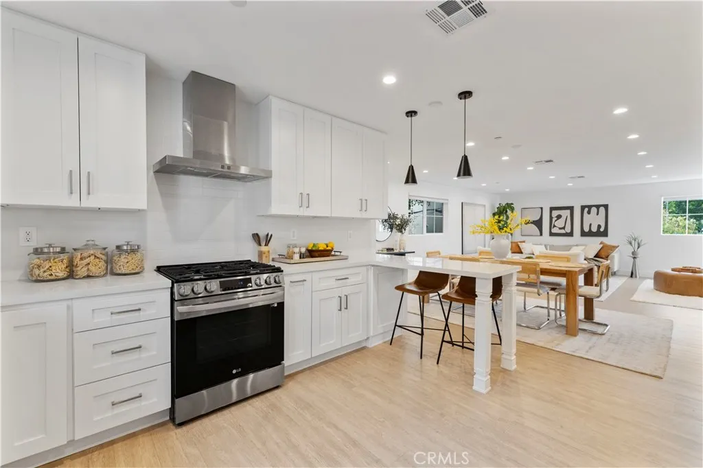 Additional image 47 of 5248 Segals Way, Sherman Oaks, CA 91411