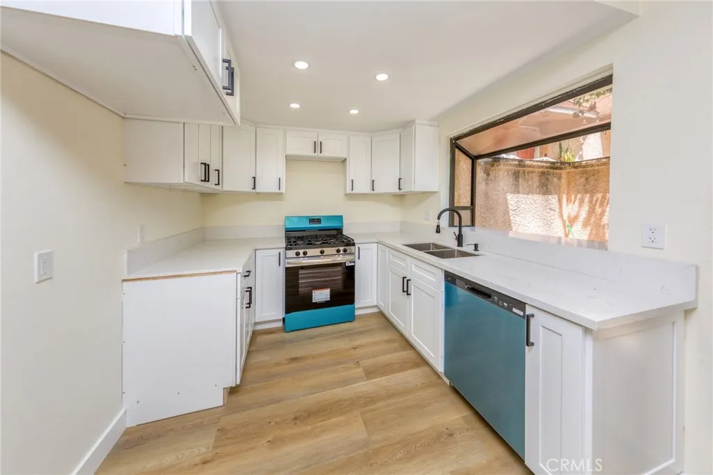 Additional image 17 of 15035 Nordhoff Street Unit 115, North Hills, CA 91343