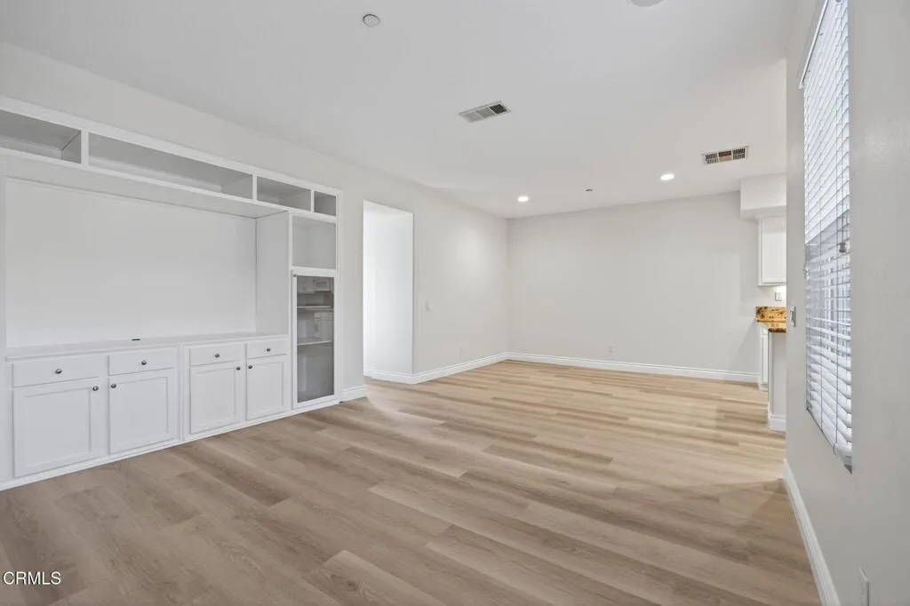 Additional image 75 of 337 Feather River Place, Oxnard, CA 93036