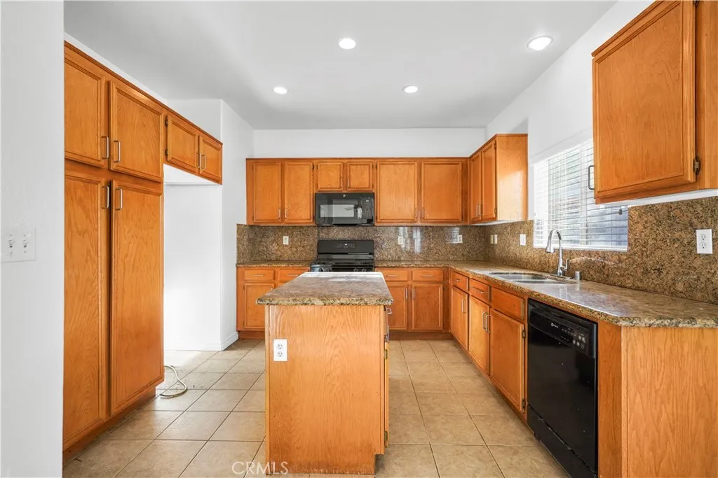 Additional image 15 of 1465 Albillo Loop, Perris, CA 92571