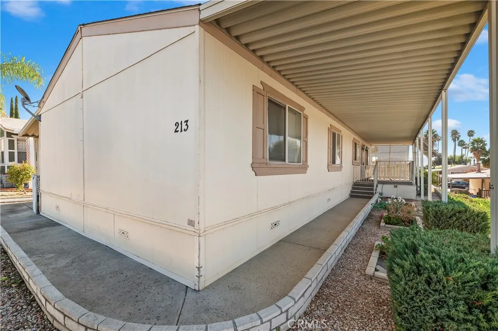 Additional image 2 of 1536 S State St Unit 213, Hemet, CA 92543