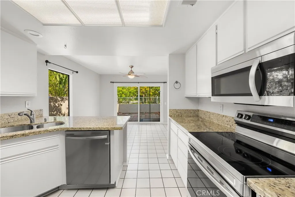 Additional image 13 of 415 Deerfield Ave, Irvine, CA 92606