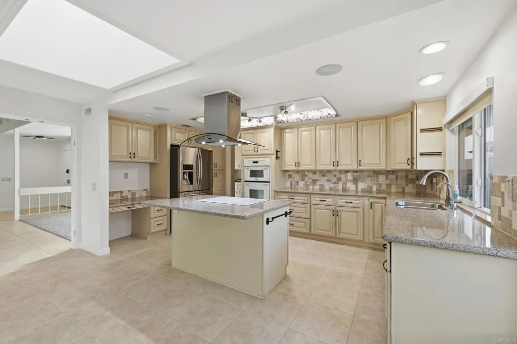 Additional image 9 of 17765 Corte Erizo, San Diego, CA 92128