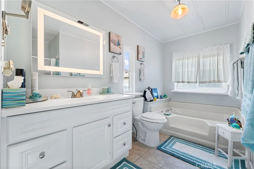 Additional image 13 of 692 N Adele St Unit 64, Orange, CA 92867