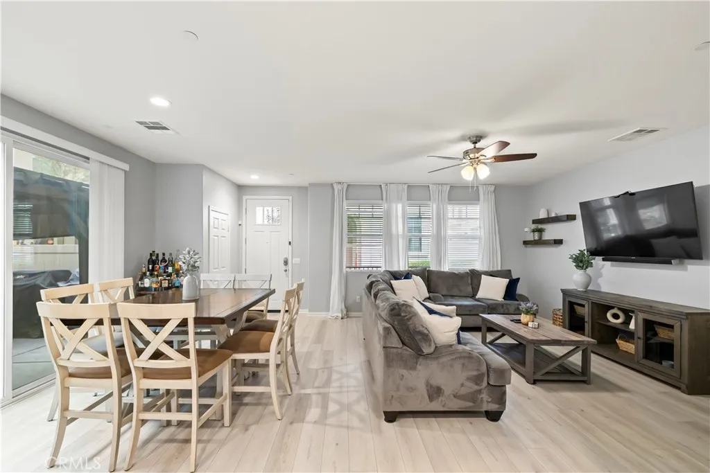 Additional image 8 of 692 S Brampton Ave, Rialto, CA 92376