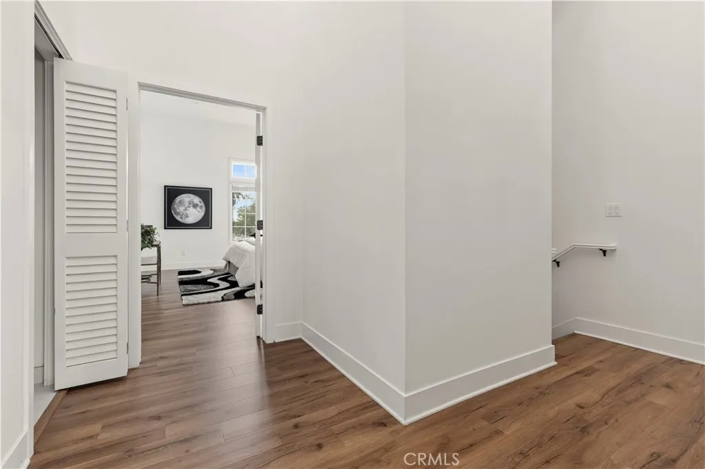 Additional image 71 of 288 S Oakland Ave Unit 211, Pasadena, CA 91101