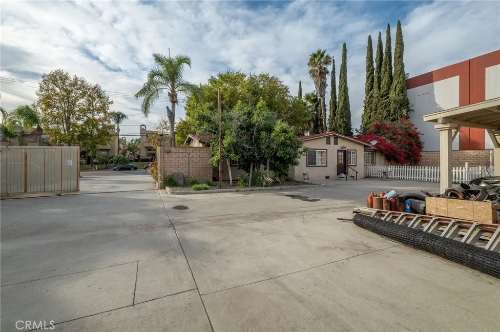Additional image 94 of 2023 S Bon View Avenue, Ontario, CA 91761