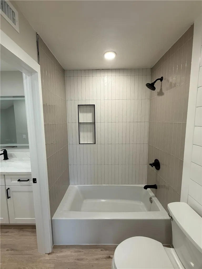 Additional image 42 of 19311 Sunray Ln Unit 426, Huntington Beach, CA 92648