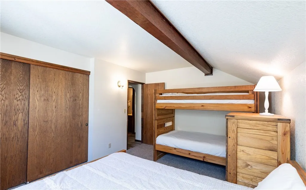 Additional image 54 of 801 Highland Ln, Sugarloaf, CA 92386