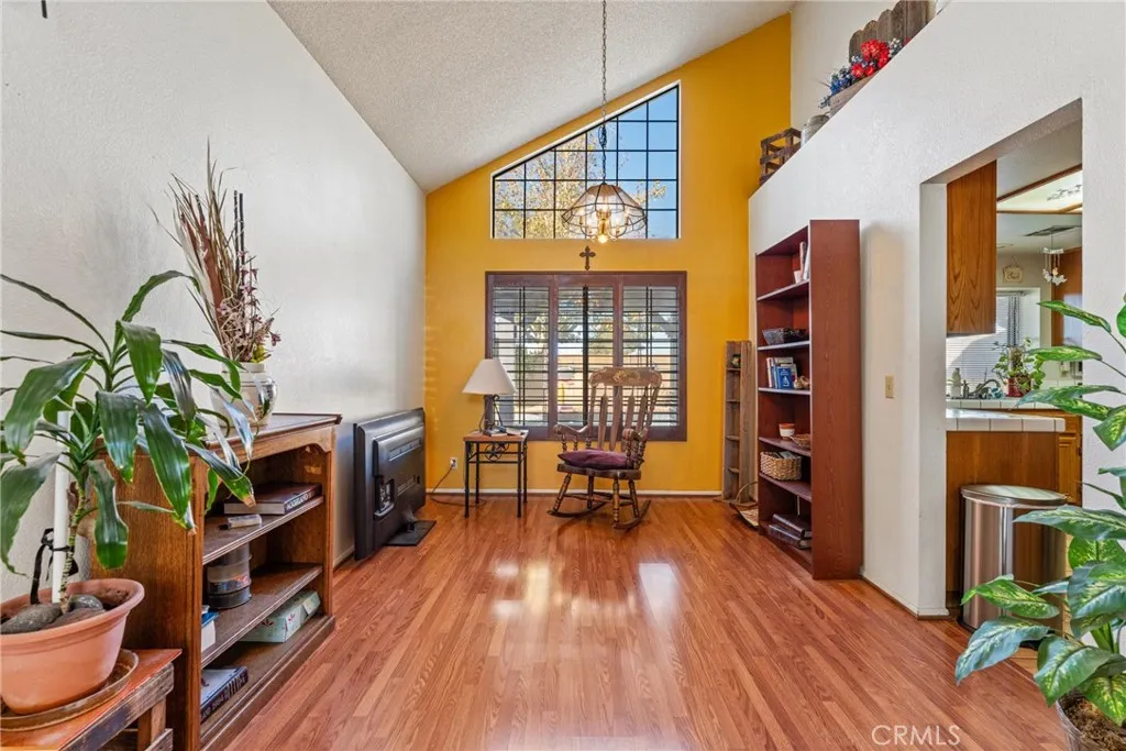 Additional image 39 of 2323 Golden Ln, Lancaster, CA 93536