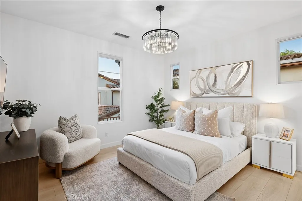 Additional image 99 of 345 Tall Oak, Irvine, CA 92603