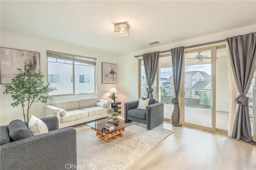 Additional image 12 of 177 Frame, Irvine, CA 92618