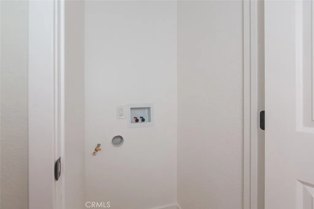 Additional image 70 of 425 S Cliveden Avenue, Compton, CA 90220