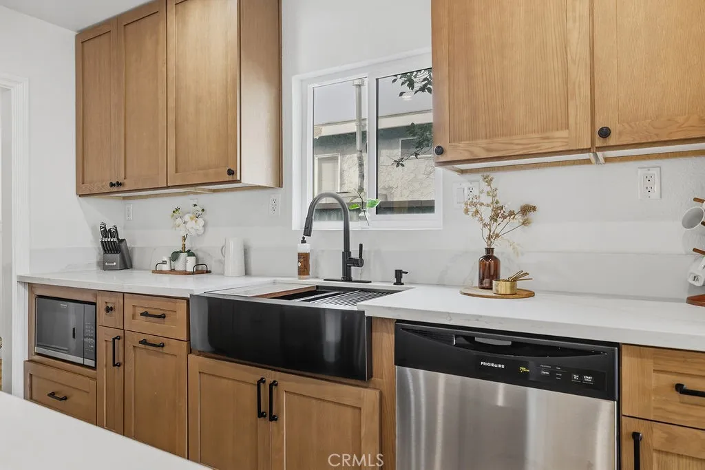 Additional image 62 of 6119 Haas, Los Angeles, CA 90047