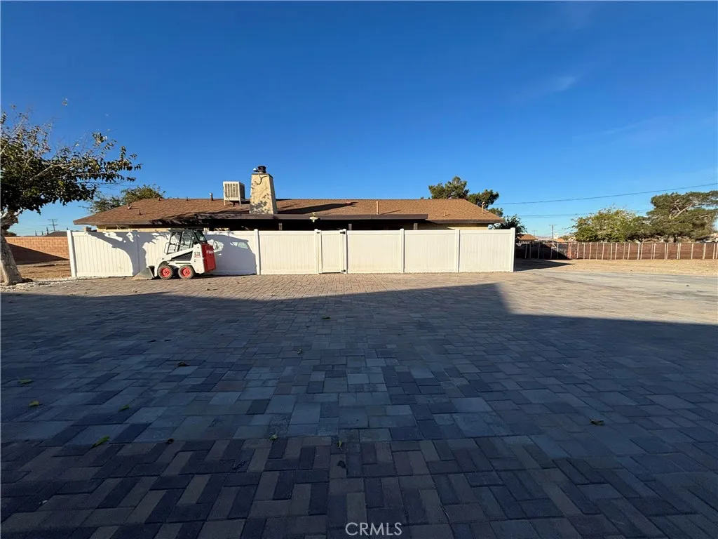 Additional image 8 of 15137 Luna Road, Victorville, CA 92392